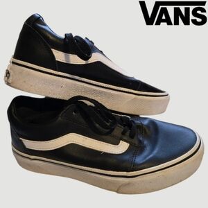 VANS Old Skool Leather Sneakers - Classic Black & White- Women's 8